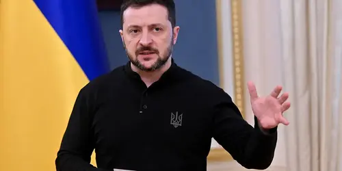 Киев Ялалтын баяраар галаа зогсоохоос татгалзжээ
